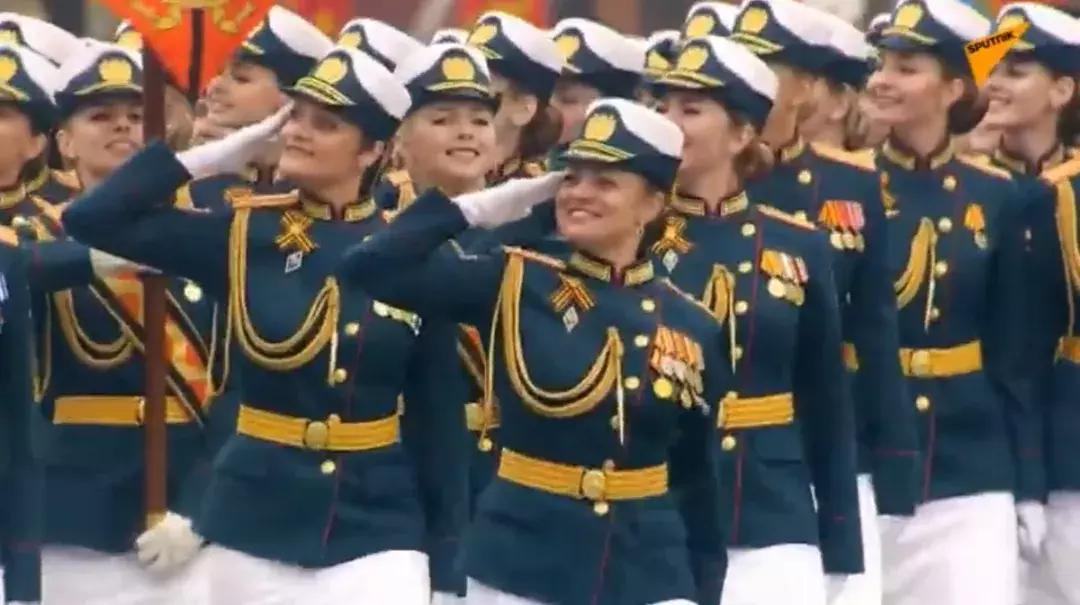 回顧歷史，見證榮耀，2019國慶閱兵視頻完整版，「回顧歷史，見證榮耀，2019國慶閱兵視頻全景呈現(xiàn)」