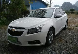 雪弗蘭科魯茲汽車報(bào)價(jià)，全面了解最新價(jià)格及配置信息，雪弗蘭科魯茲汽車最新報(bào)價(jià)與配置信息全面解析