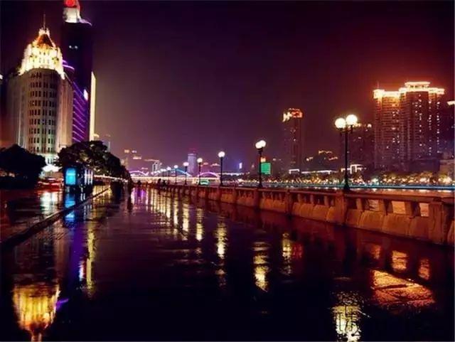 廣州有什么好玩的地方，探索這座城市的魅力景點(diǎn)，探索廣州魅力景點(diǎn)，必游之地全攻略