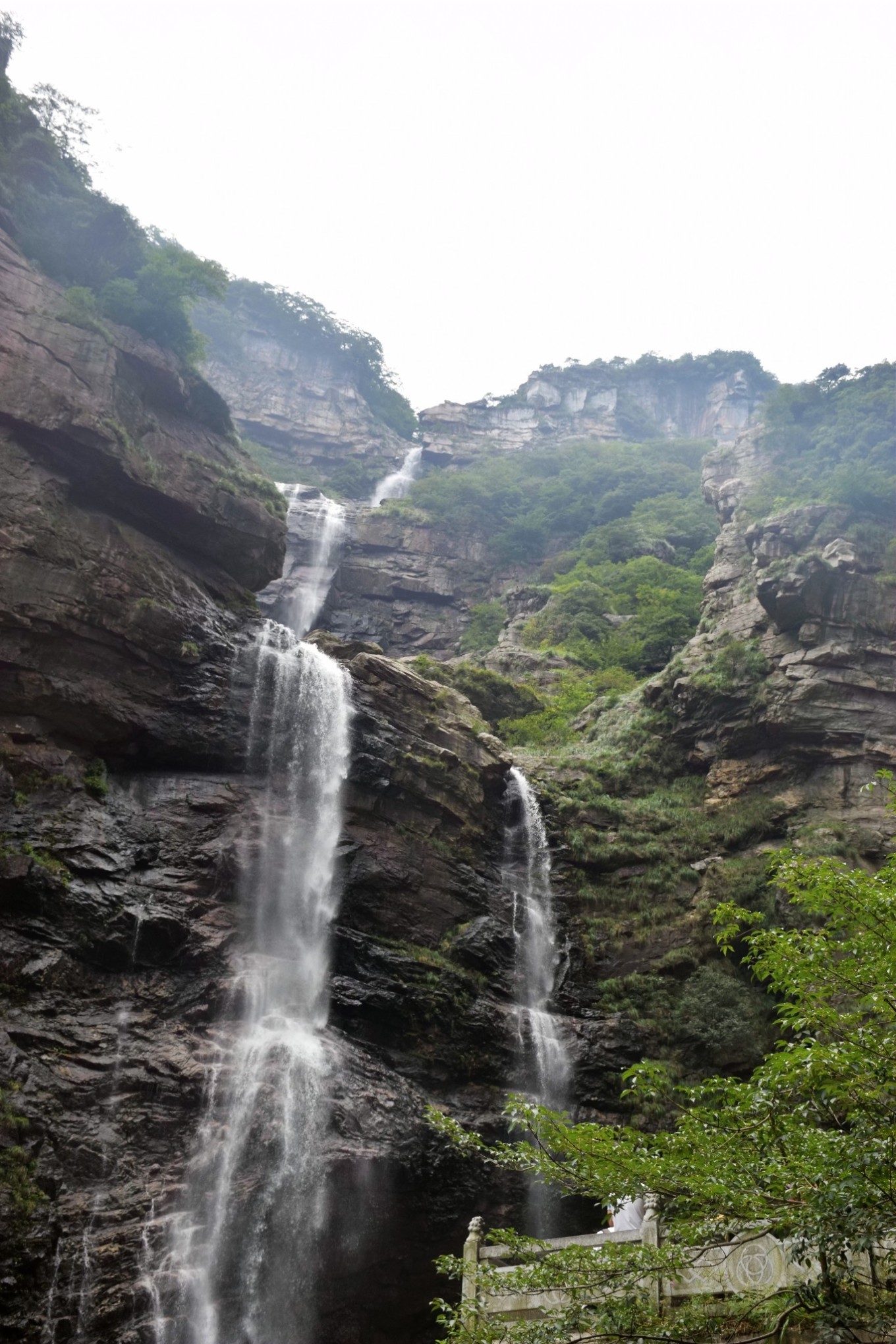 廬山旅游攻略，二日游精彩行程，廬山二日游精彩攻略，探秘山岳美景的絕佳行程