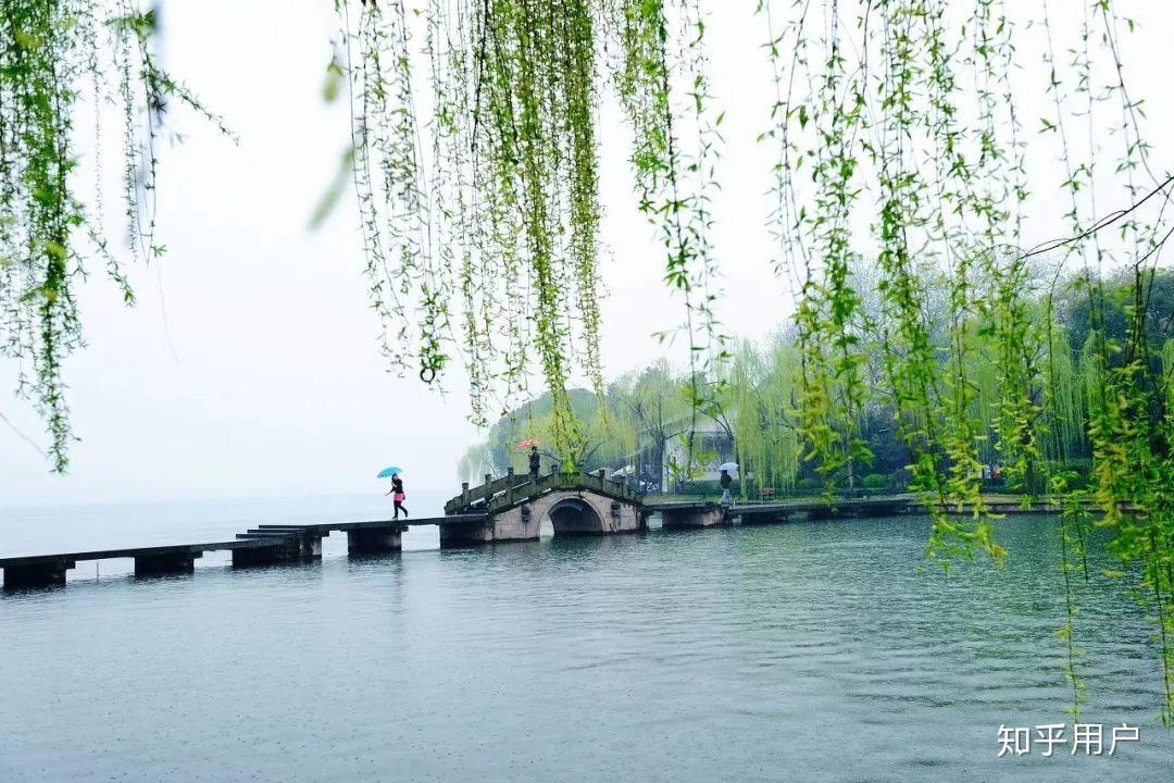 探索最佳旅游季節(jié)，這個(gè)季節(jié)適合去哪里旅游？，揭秘最佳旅游季節(jié)，探尋最佳旅行目的地指南！