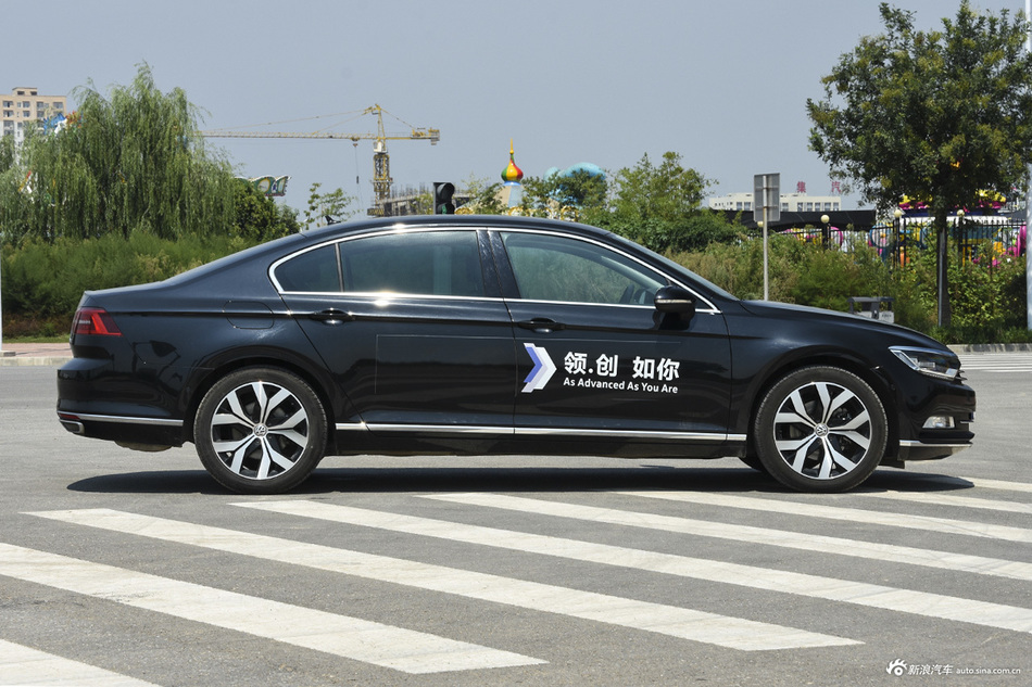 上海大眾邁騰報(bào)價(jià)——全面了解最新價(jià)格及優(yōu)惠信息，上海大眾邁騰最新報(bào)價(jià)及優(yōu)惠信息全面解析