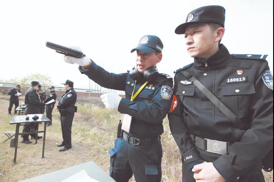 新聞頭條最新消息2020，全球動態(tài)一網(wǎng)打盡，全球動態(tài)一網(wǎng)打盡，最新新聞頭條報道速遞 2020年更新