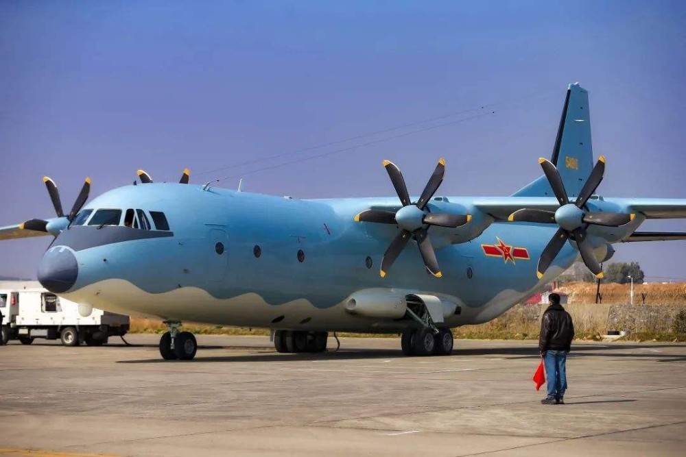 運(yùn)-15運(yùn)輸機(jī)的優(yōu)勢與挑戰(zhàn)，探索其在中國空軍的核心角色，運(yùn)-15運(yùn)輸機(jī)的優(yōu)勢與挑戰(zhàn)，在中國空軍的核心角色探究