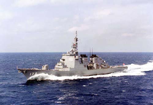 導彈驅(qū)逐艦，現(xiàn)代海軍的精英力量，導彈驅(qū)逐艦，現(xiàn)代海軍精英力量之典范