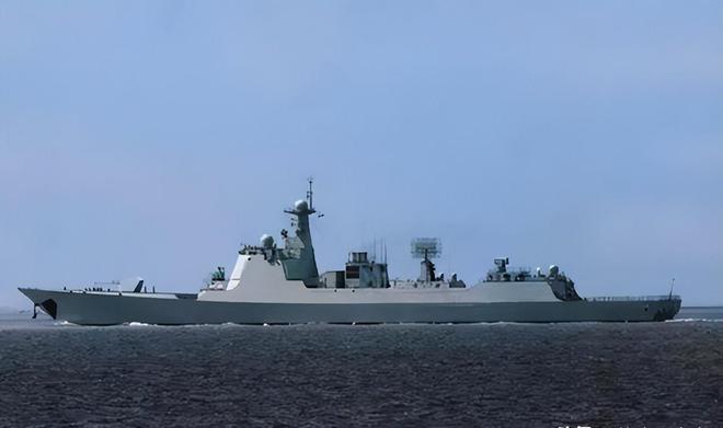開封艦正式入列海軍，海軍力量再添新動力，開封艦正式入列海軍，海軍力量再添新動力，強化國防實力！