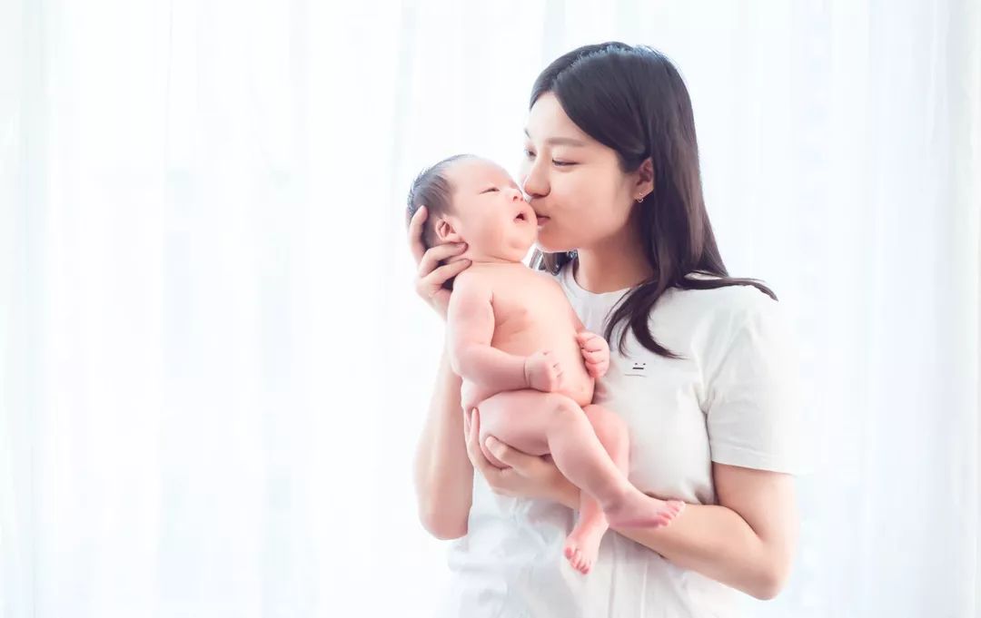 小方法知道自己懷沒懷孕——早期懷孕征兆與檢測(cè)方法，早期懷孕征兆與自我檢測(cè)小方法指南