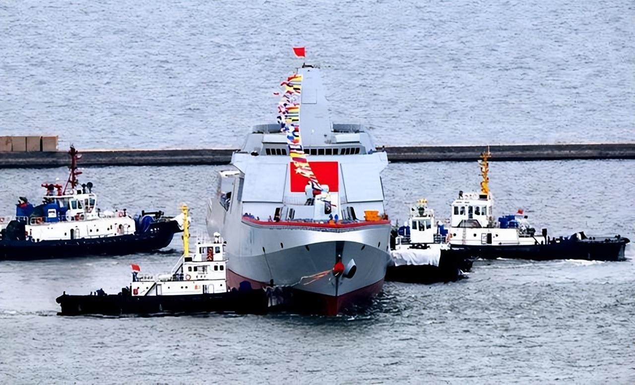 中國海軍的055型驅(qū)逐艦，數(shù)量與實力解析，中國海軍055型驅(qū)逐艦的數(shù)量與實力深度解析