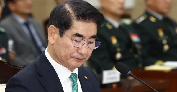 關(guān)于國防部原部長是否叛變，真相究竟如何？，國防部部長忠誠與否揭秘，真相究竟如何？