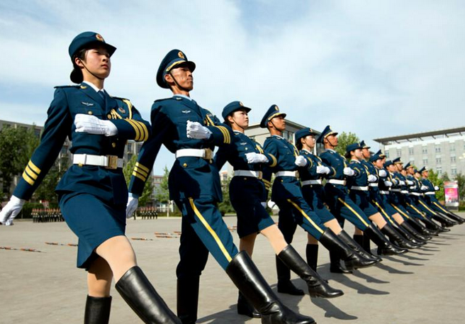 女儀仗最漂亮隊員圖片，聚焦美麗與榮耀的瞬間，女儀仗最美女隊員風采瞬間，榮耀與美麗的聚焦圖片