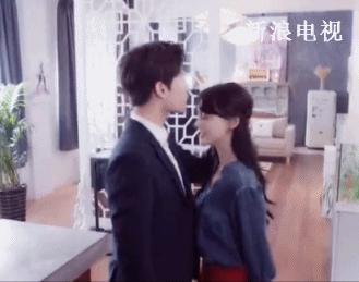 微微一笑很傾城吻戲，深度解析與賞析，微微一笑很傾城吻戲深度解析與賞析，情感流露與演技展現(xiàn)