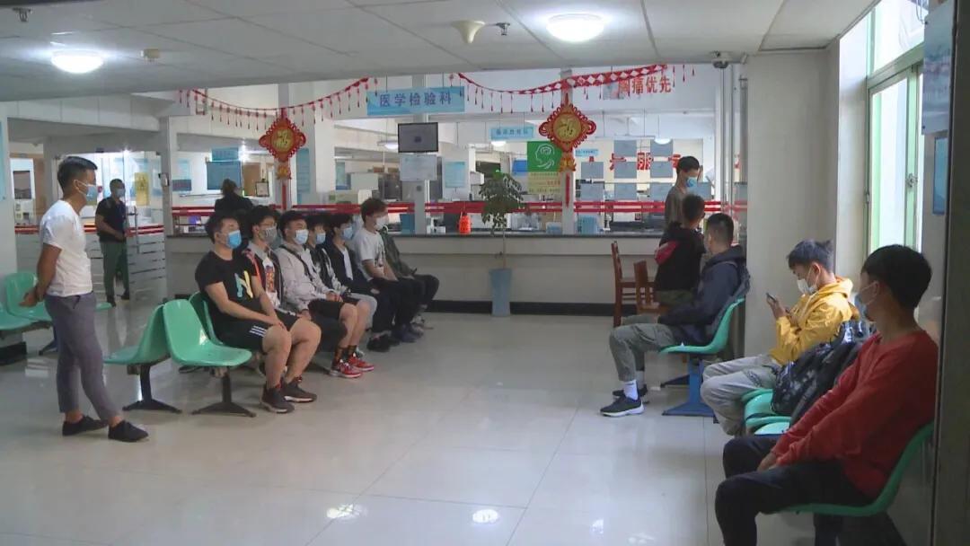 大學生入伍，青春的選擇與國家擔當，大學生入伍，青春與國家擔當的抉擇之路