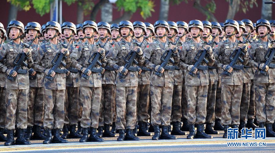 2015年閱兵徒步方隊(duì)，展現(xiàn)國家力量與榮耀，閱兵盛典，國家力量與榮耀的徒步方隊(duì)展示