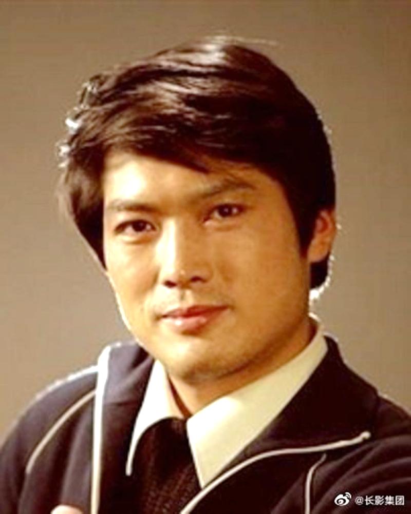 揭秘中國(guó)影視界百位老男演員名單，回顧他們的輝煌歲月，中國(guó)百位影視界老男演員名單揭秘，輝煌歲月的回顧