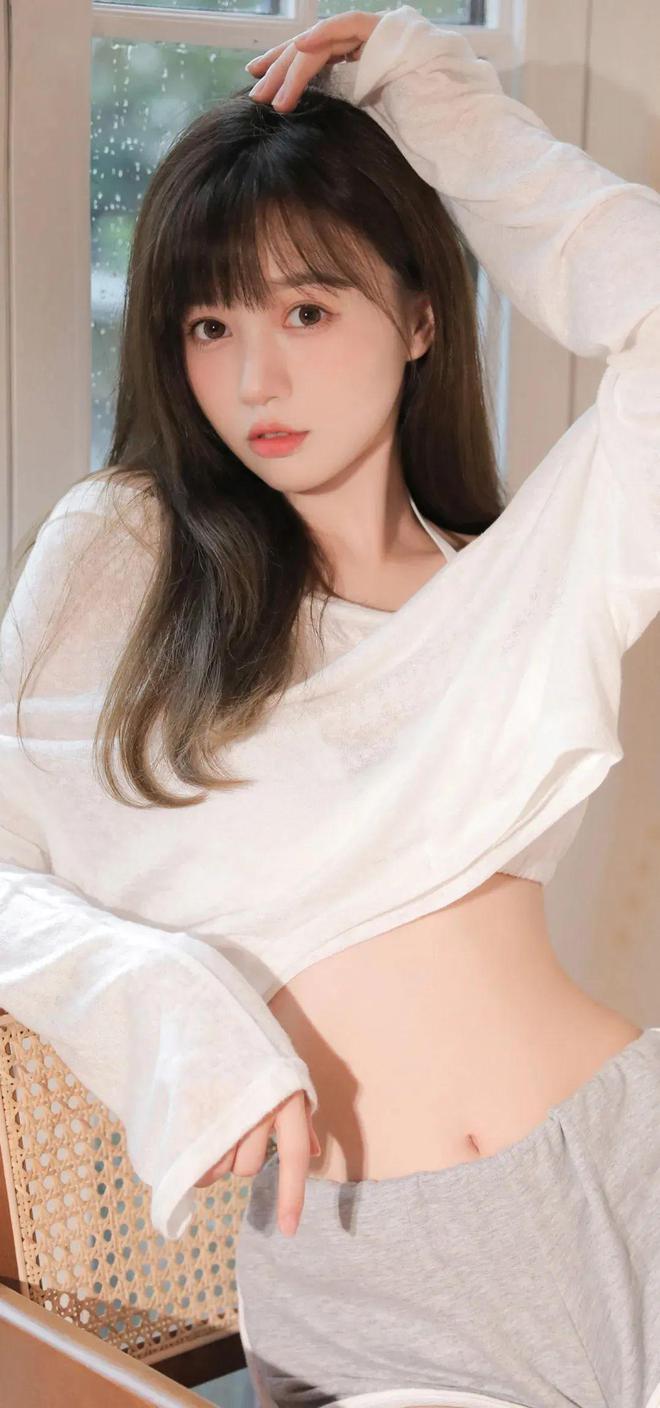 美女照片，探索美，展現(xiàn)魅力，美女魅力探索，展現(xiàn)無(wú)限風(fēng)采的照片集