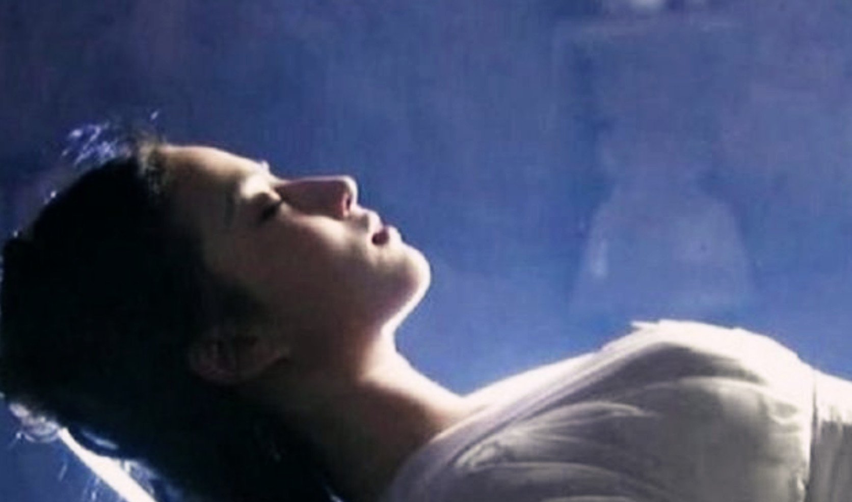 揭秘娛樂圈，哪些女明星的美貌是睡出來的？，揭秘娛樂圈，女明星的美貌背后的秘密——睡出來的美麗？