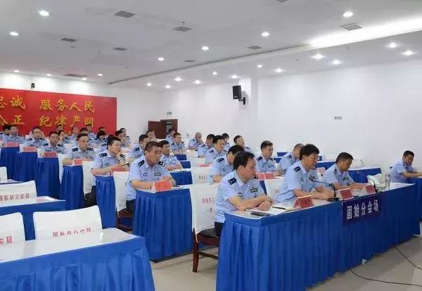 抗日戰(zhàn)爭勝利70周年大閱兵視頻回顧與反思，抗日戰(zhàn)爭勝利70周年大閱兵回顧與反思，歷史與和平的見證