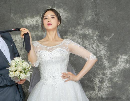 王凱結(jié)婚照片，探尋明星的婚姻幸福時(shí)光，王凱結(jié)婚照曝光，探尋明星的婚姻幸福瞬間