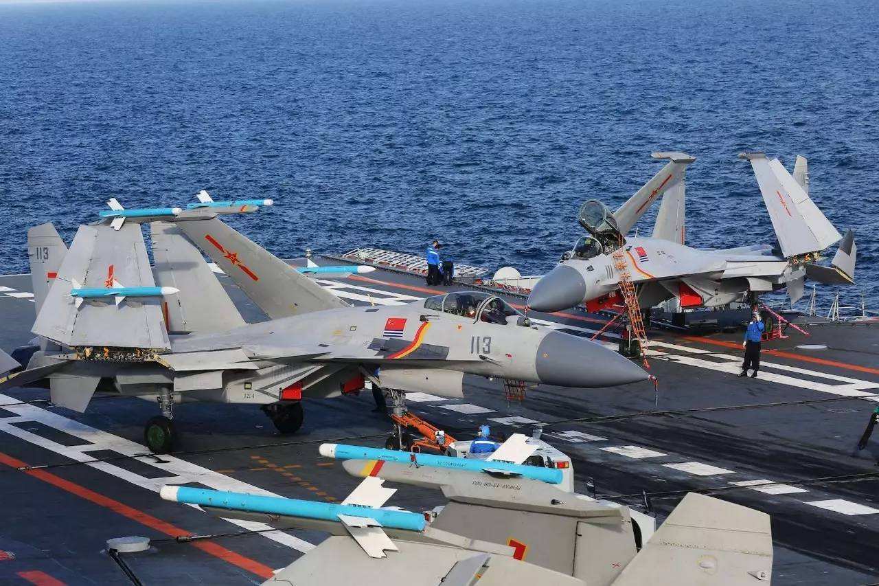 殲-15艦載機圖片，探索中國海軍航空兵力量的尖端之作，殲-15艦載機高清圖片揭秘，中國海軍航空兵尖端力量探索之旅