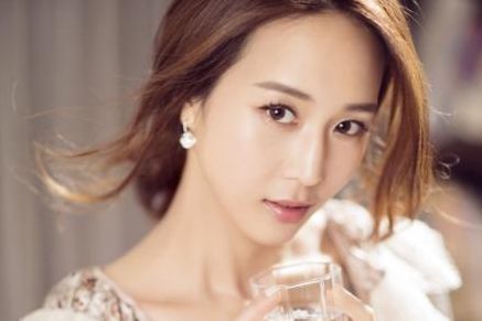 中國(guó)女明星圖片大全，探索璀璨的光影世界，中國(guó)女明星璀璨光影世界探索集萃