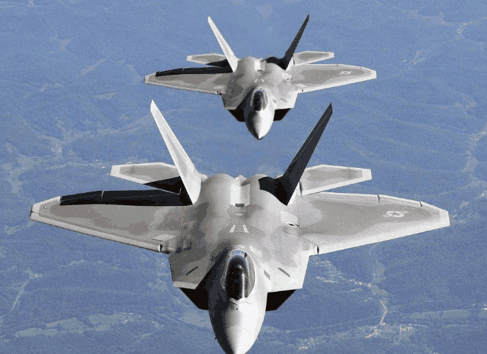 蘇57、殲20與F-22，戰(zhàn)斗機三者排名及性能對比，蘇57、殲20與F-22戰(zhàn)斗機性能對比及排名分析
