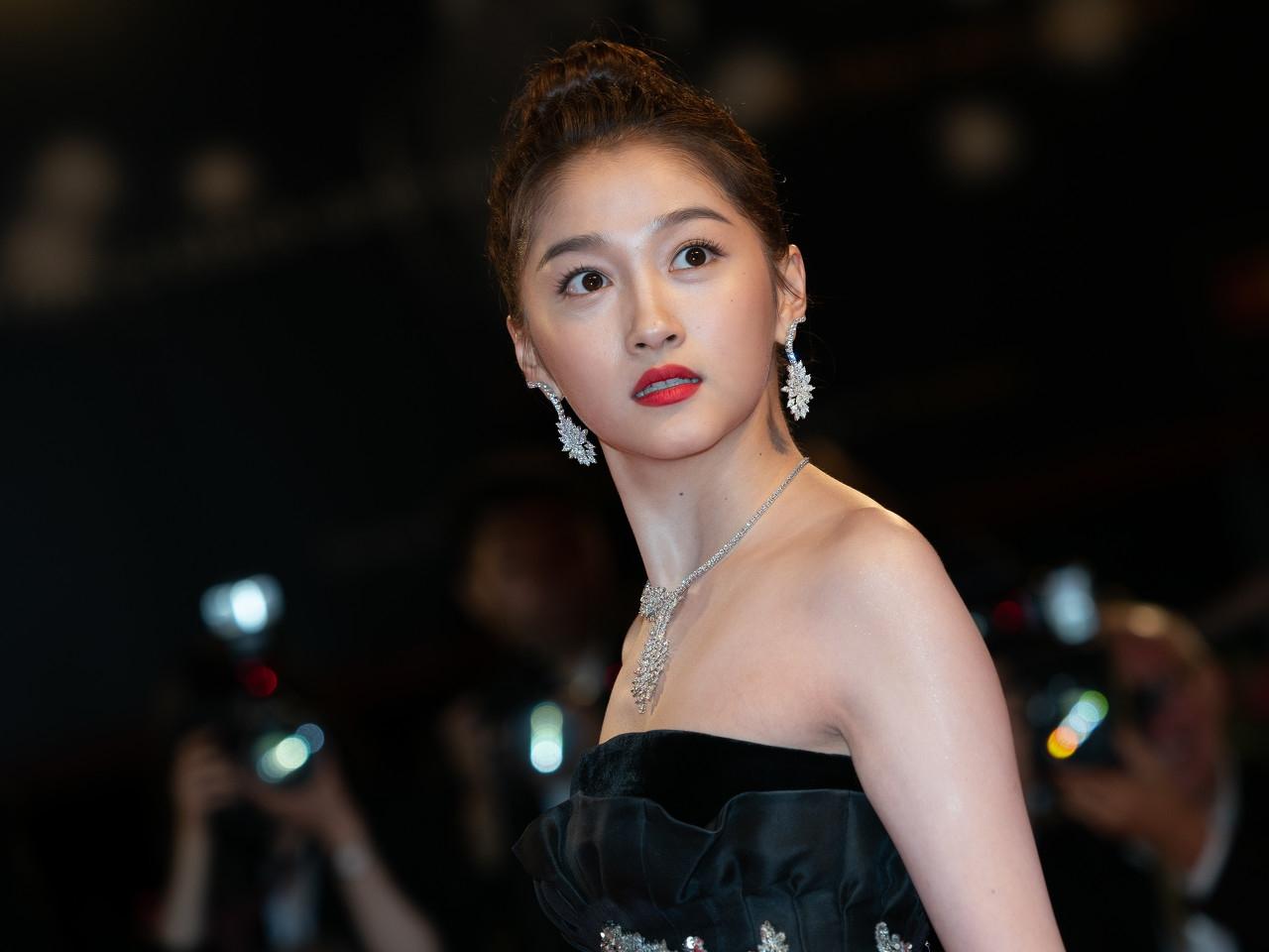 女明星走紅毯，時尚、曝光與影響力的完美融合，女明星走紅毯，時尚、曝光與影響力的交匯點