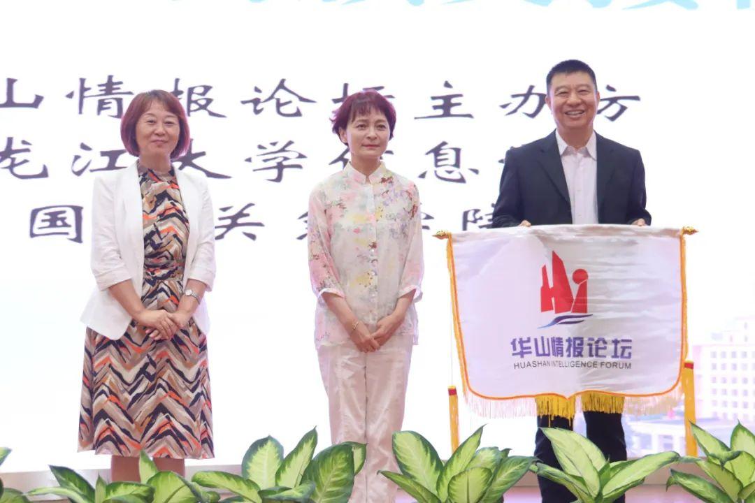 中國國防論文，探索國防現(xiàn)代化之路，中國國防現(xiàn)代化之路的探索與前瞻論文