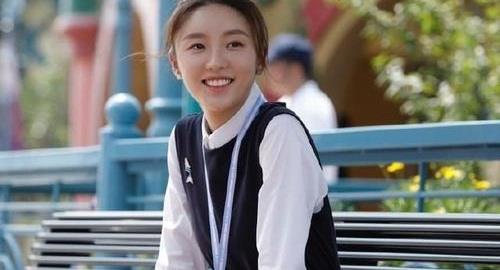 李澤鋒個(gè)人資料，深度解析一位備受矚目的明星，李澤鋒，矚目明星的深度個(gè)人資料解析。