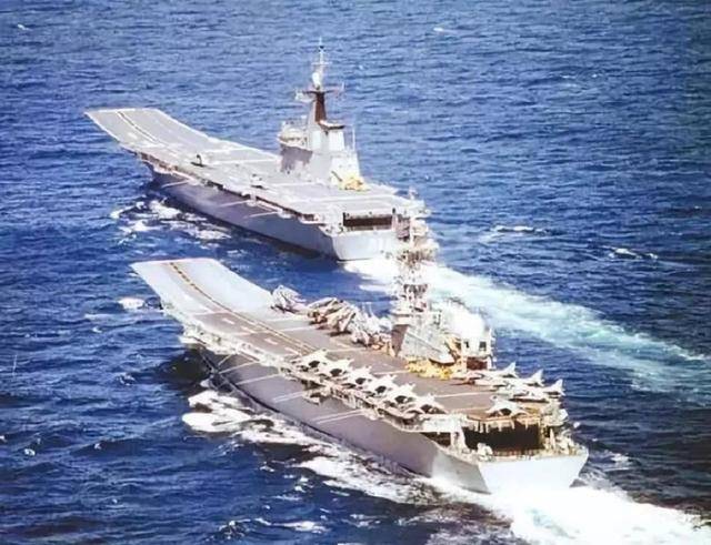 遼寧艦航母