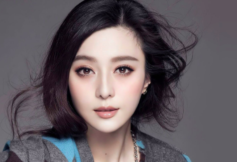 內(nèi)地女明星價(jià)格表，深度解析與探討，內(nèi)地女明星價(jià)格表深度解析與探討，揭秘娛樂圈薪酬內(nèi)幕