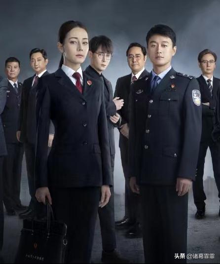韓棟個人資料簡介及老婆，深度探索韓棟的演藝生涯與家庭幸福時光，韓棟，演藝生涯與家庭幸福的深度探索，個人簡介、老婆及演藝歷程揭秘