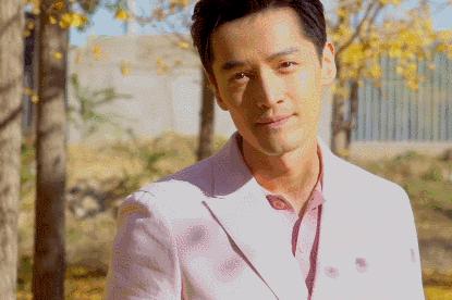 明星丑照，背后的故事與真相探尋，明星丑照背后的故事與真相揭秘