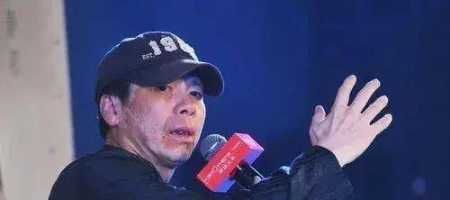 馮小剛白斑自愈心得，經歷與啟示，馮小剛白斑康復經歷，心得與啟示