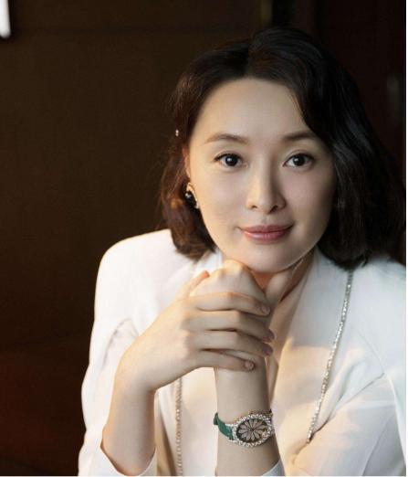 探索演員吳越的魅力，高清圖片欣賞，吳越的魅力探索，高清圖片欣賞