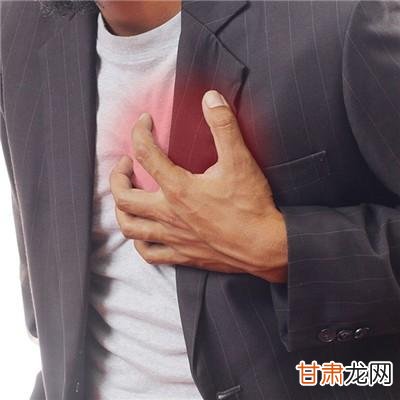 胸口中間疼是怎么回事，揭示潛在原因與應(yīng)對之策，胸口中間疼痛原因解析及應(yīng)對之策