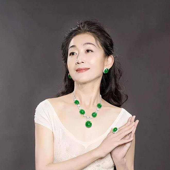 演員陳瑾，演藝之路的璀璨之星，演員陳瑾，演藝之路的閃耀之星