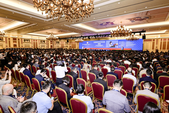 關(guān)于澳門(mén)六肖論壇的探討與展望——邁向2024年的新篇章，澳門(mén)六肖論壇探討與展望，邁向2024年新篇章