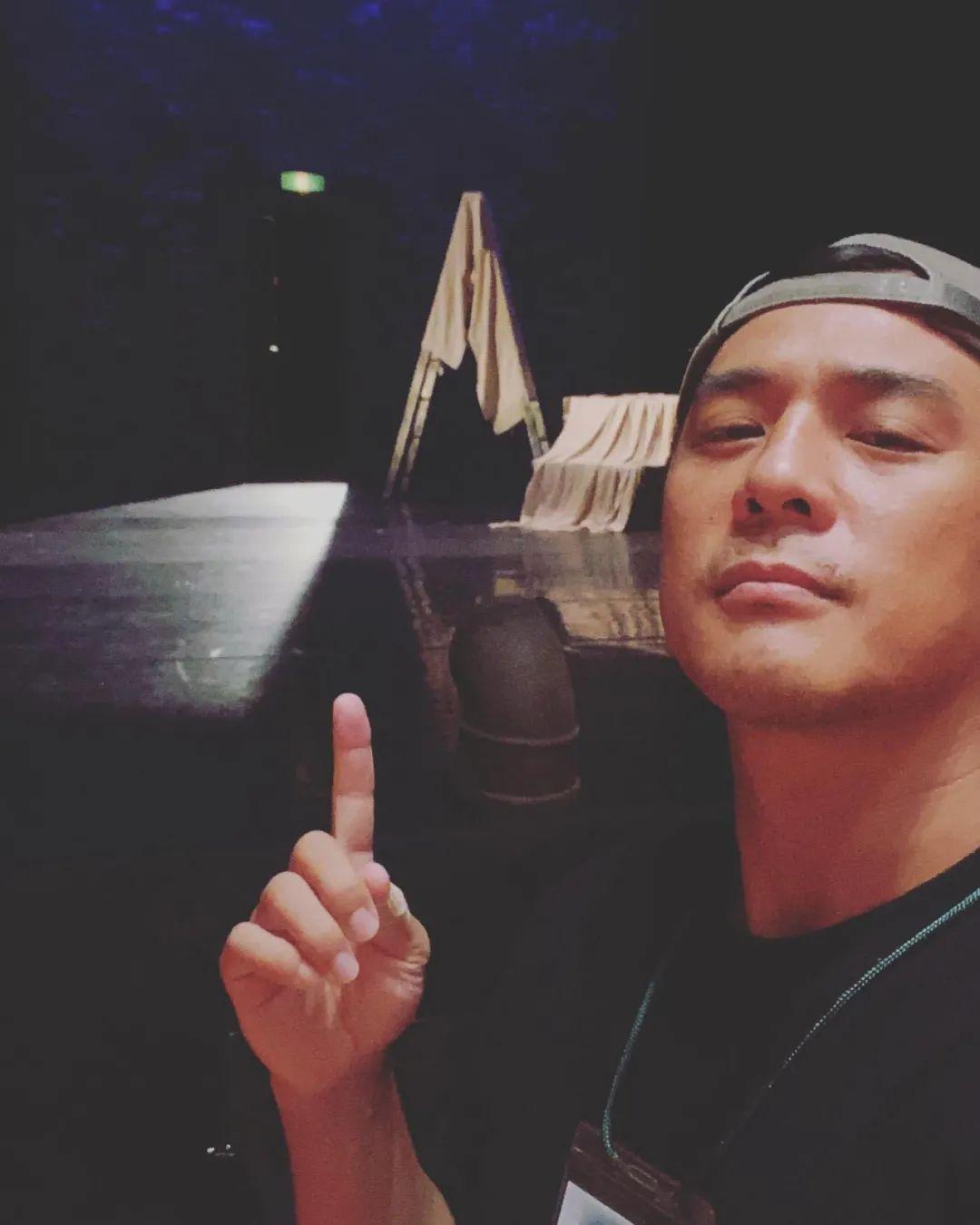臺灣男明星排行榜TOP 100，璀璨星光閃耀島內(nèi)娛樂圈，臺灣男明星TOP 100排行榜，璀璨星光照亮島內(nèi)娛樂圈