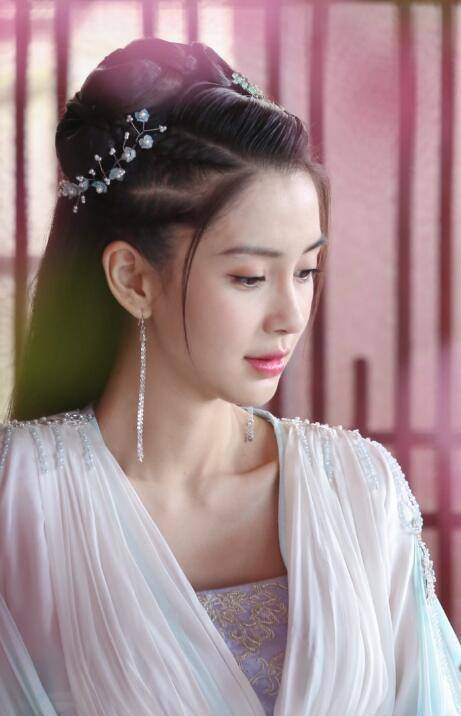 唐嫣趙麗穎鄭爽楊冪劉亦菲AI，五位女星與人工智能的交融之美，五位女星與AI交融，唐嫣、趙麗穎、鄭爽、楊冪、劉亦菲的跨界魅力