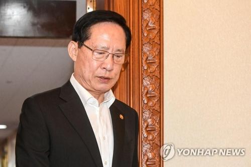國防部長換人原因深度解析，國防部長更替原因深度剖析