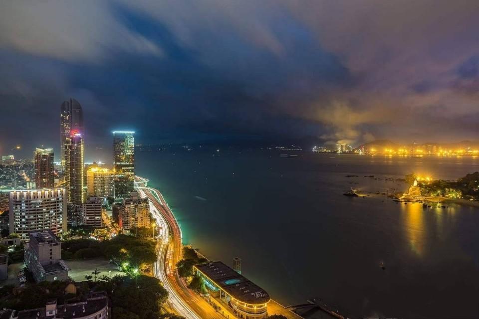 廈門自由行必去景點(diǎn)——探索美麗的海濱城市廈門，廈門自由行必游景點(diǎn)揭秘，海濱城市的美麗之旅