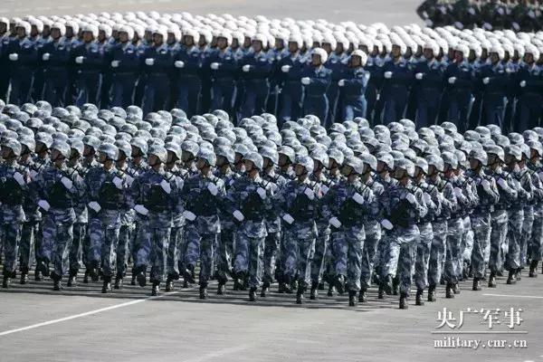揭秘2019年國(guó)慶閱兵武器，展現(xiàn)國(guó)防力量之精髓，揭秘國(guó)防力量精髓，2019國(guó)慶閱兵武器展示國(guó)防力量強(qiáng)大