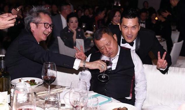 娛樂圈被男大佬潛過的男星，揭秘背后的故事，揭秘娛樂圈大佬潛規(guī)則的男星背后的故事