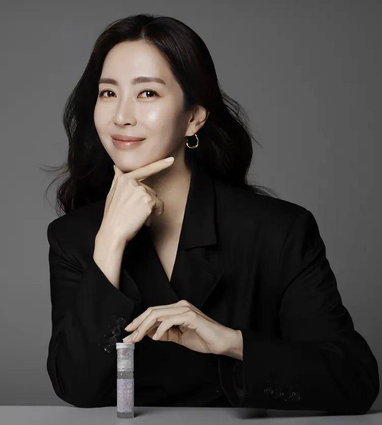 韓國70后女星，閃耀的星辰與不滅的魅力，韓國70后女星，星辰魅力，永不熄滅