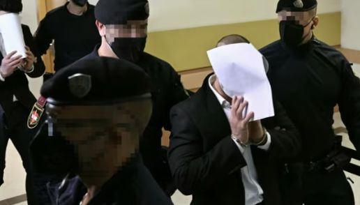 關(guān)于女子被十二人輪流打屁股的事件分析，女子遭十二人輪流打屁股事件深度剖析