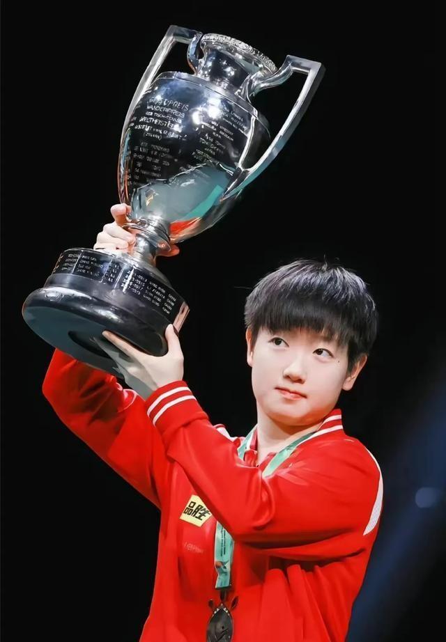 澳門彩票2024年最新開獎信息及預(yù)測分析，澳門彩票2024年最新開獎信息與預(yù)測分析概覽