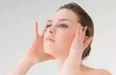 肝火旺的癥狀及其影響，深入了解與應(yīng)對(duì)方法，肝火旺的癥狀、影響及應(yīng)對(duì)方法全面解析