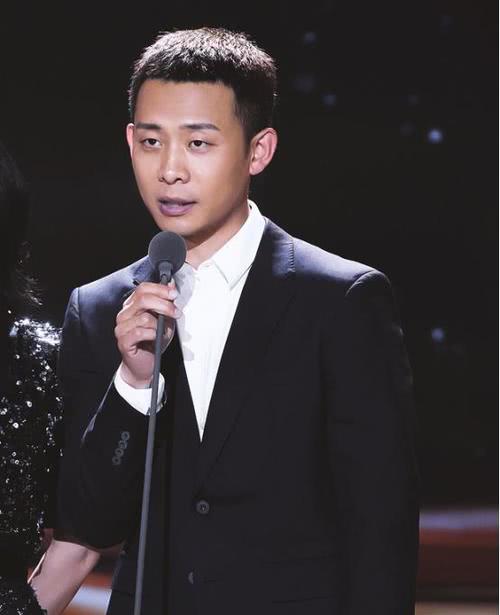 演員張譯的第一任妻子，揭秘背后的故事，演員張譯第一任妻子的神秘面紗，背后的故事揭秘