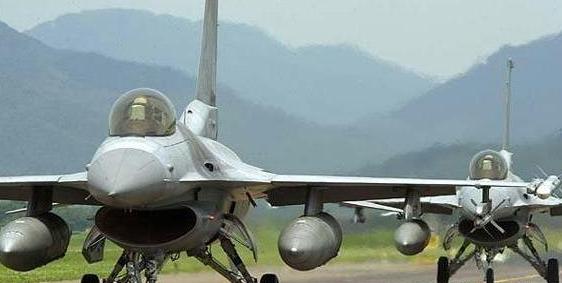 F16戰(zhàn)斗機(jī)簡(jiǎn)介，F(xiàn)16戰(zhàn)斗機(jī)概述