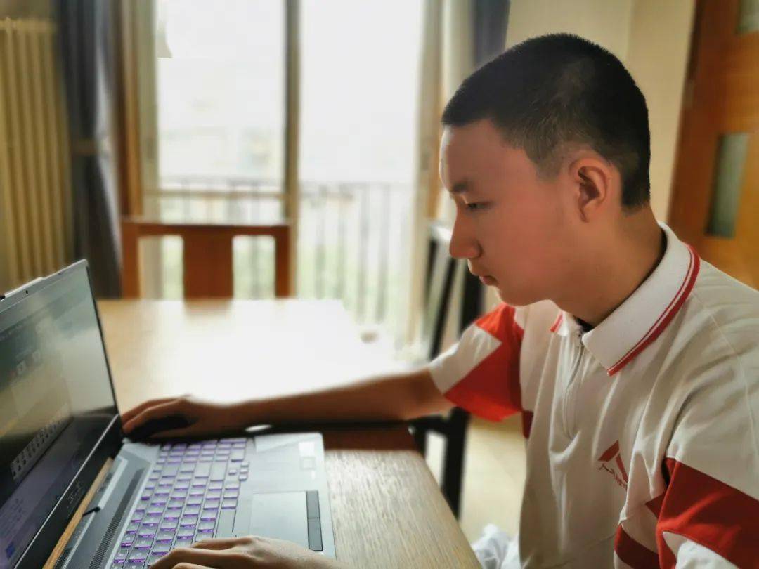 王中王一平肖，聚焦關(guān)鍵詞背后的故事與成就，王中王一平肖，聚焦關(guān)鍵詞背后的故事成就概覽